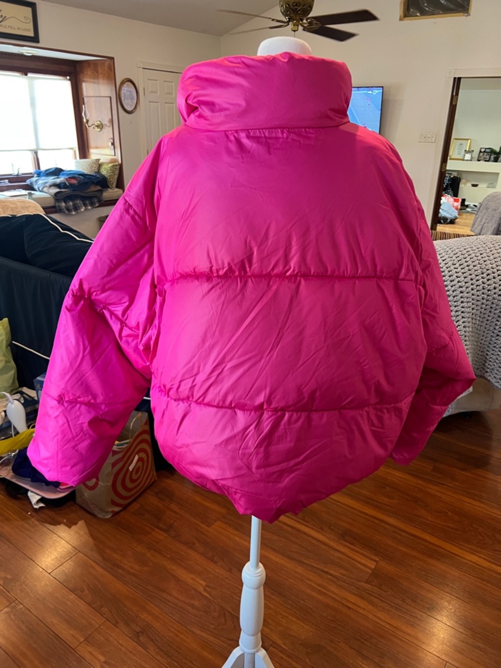 Old Navy Hot Pink Puffer Jacket - Picture 3 of 8